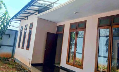 Rumah 1 lantai disewakan di Pondok Bambu Jakarta Timur