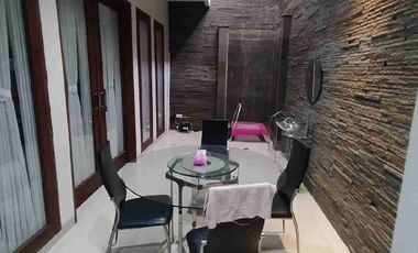 Disewakan Rumah Mewah Full Furnished Siap Huni Batununggal