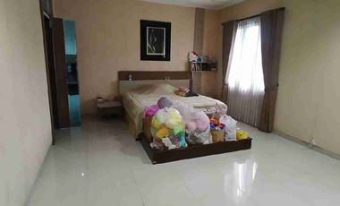 Disewakan Rumah Mewah Full Furnished Siap Huni Batununggal