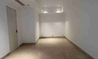 For Rent Apartment Sudirman Residence Penthouse 3 BR 350 Sqm