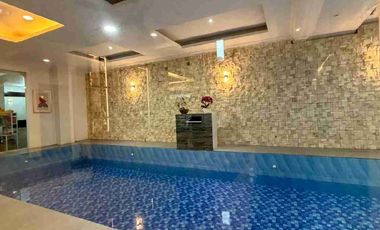 Dijual Rumah Semi Furnished dan kolam renang