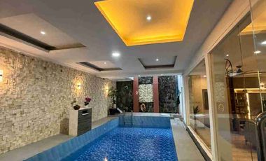 Dijual Rumah Semi Furnished dan kolam renang
