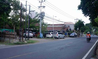 jual tanah + bangunan kaffe d kota Jombang