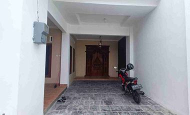 DIJUAL RUMAH MEWAH ELEGAN MASIH GREES PUSAT KOTA YOGYAKARTA GEDONGKIWO