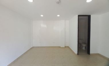 ARRIENDO LOCAL COMERCIAL   PUERTO MADERO ESQUINERO MUY BIEN UBICADO SECTOR RESIDENCIAL