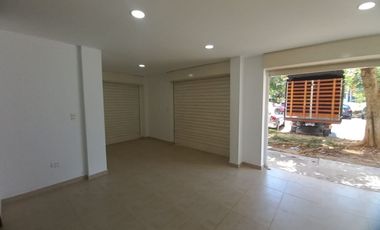 ARRIENDO LOCAL COMERCIAL   PUERTO MADERO ESQUINERO MUY BIEN UBICADO SECTOR RESIDENCIAL