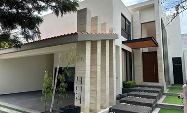 Increíble casa en venta en Villantigua