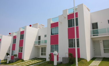 INVERSIÓN VACACIONAL: Casa camino a Tequesquitengo, Tlatenchi ¡Ahorro del 50%!