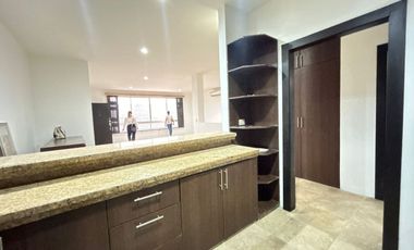 Departamento Semiamoblado en Alquiler en Lomas de Urdesa, 2 Habitaciones, 3 Baños, Garaje, Norte de Guayaquil.