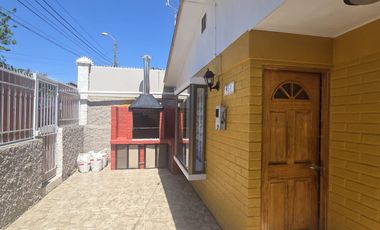 Se vende amplia y hermosa Casa Santa Julia, Viña del Mar.