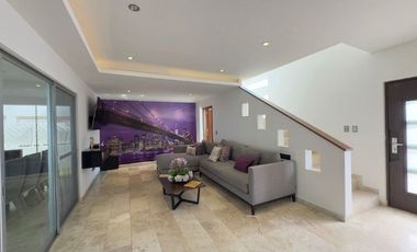 CASA EN VENTA EN FRACCIONAMIENTO LOMAS DE COCOYOC MORELOS