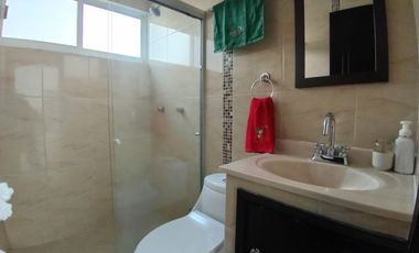 CASA EN VENTA EN FRACCIONAMIENTO LOMAS DE COCOYOC, MORELOS