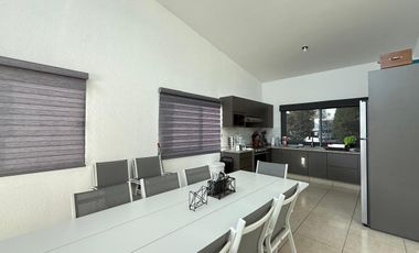 CASA EN VENTA EN FRACCIONAMIENTO LOMAS DE COCOYOC, MORELOS