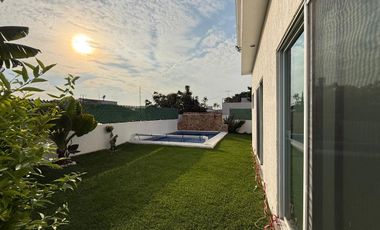 CASA EN VENTA EN FRACCIONAMIENTO LOMAS DE COCOYOC, MORELOS