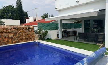 CASA EN VENTA EN FRACCIONAMIENTO LOMAS DE COCOYOC, MORELOS