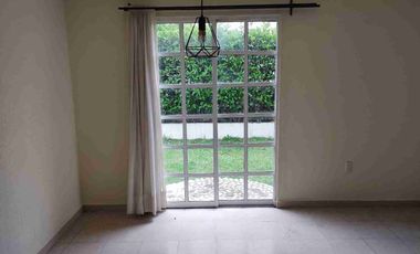 Se vende casa en fraccionamiento Villas del campo, modelo Tahoe, Calimaya, Estado de México