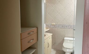 Suite en Alquiler en los Ceibos, 1 Habitación, 1 Baño, Garaje, Area Social con Piscina, Norte de Guayaquil