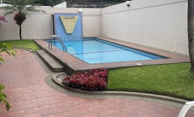 Suite en Alquiler en los Ceibos, 1 Habitación, 1 Baño, Garaje, Area Social con Piscina, Norte de Guayaquil