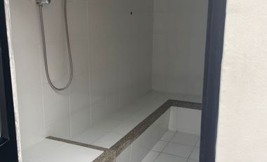 Suite en Alquiler en los Ceibos, 1 Habitación, 1 Baño, Garaje, Area Social con Piscina, Norte de Guayaquil