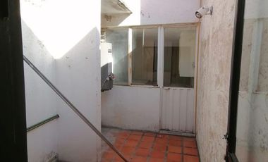 CASONA EN COL. LA PAZ, IDEAL PARA CLÍNICA, ESCUELA, OFICINAS, NOTARÍA, ETC. $13'900,000