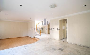 Casa en condominio horizontal para remodelar en interlomas