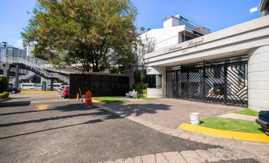 Casa en condominio horizontal para remodelar en interlomas