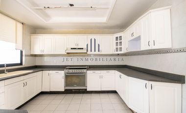 Casa en condominio horizontal para remodelar en interlomas