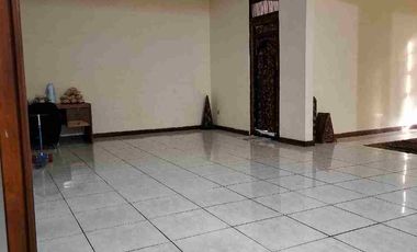 DEPAN HOTEL HORISON SEWA SATU LANTAI 70JT/THN NEGO