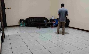 DEPAN HOTEL HORISON SEWA SATU LANTAI 70JT/THN NEGO