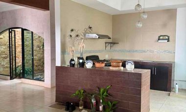 Hermosa casa con mucha luz, naturaleza y espacio, a dos calles  de la escuela  green oaks.