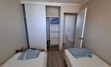 Departamento 2D Cerro Placeres, cercano plaza, con estacionamiento