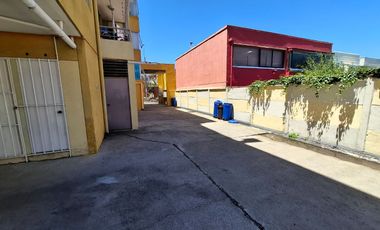 Departamento 2D Cerro Placeres, cercano plaza, con estacionamiento