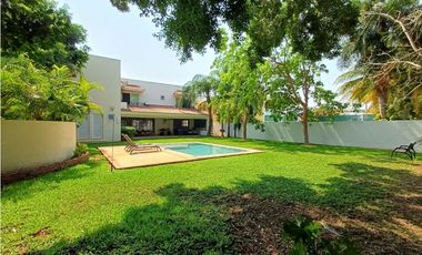 CASA EN VENTA EN MERIDA F-2177, 3 REC. CLUB DE GOLF LA CEIBA  $12,990,000