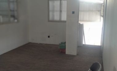 SEWA GUDANG STRATEGIS  RAYA TROPODO COCOK UNTUK SEMUA USAHA