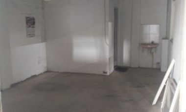 SEWA GUDANG STRATEGIS  RAYA TROPODO COCOK UNTUK SEMUA USAHA