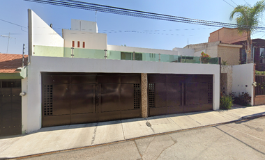 Casa en Venta en Los Bosques de Aguascalientes, México.