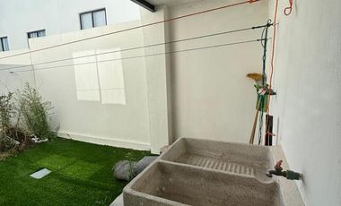 Casa en Renta dentro de coto Yucatán, Adamar, Tlajomulco