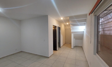 CASA 3 RECAMARAS EN TLAQUEPAQUE PARQUES DEL PALMAR