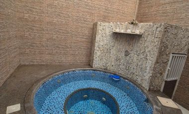 Casa Amoblada en Alquiler en Alborada X,  Seguridad, 3 Habitaciones, 3 Baños, Jacuzzi, Garaje, Norte de Guayaquil.