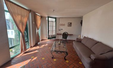 Renta suite amueblada con servicios, Col Santa Cruz Buenavista. Zavaleta y Recta Cholula