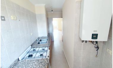 ALQUILA: Dpto Semipiso 2 Dormitorios, 2 Baños, 2 Balcones / Nueva Córdoba