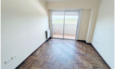 ALQUILA: Dpto Semipiso 2 Dormitorios, 2 Baños, 2 Balcones / Nueva Córdoba