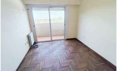 ALQUILA: Dpto Semipiso 2 Dormitorios, 2 Baños, 2 Balcones / Nueva Córdoba