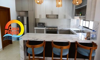 Casa con Piscina de Venta en Playas en Ciudadela Cerrada con Salida Al Mar