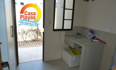 Casa con Piscina de Venta en Playas en Ciudadela Cerrada con Salida Al Mar