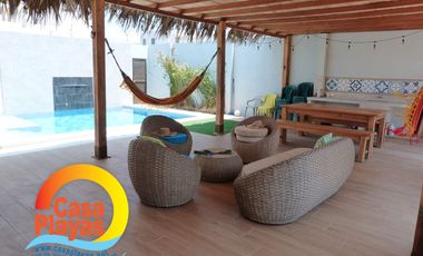 Casa con Piscina de Venta en Playas en Ciudadela Cerrada con Salida Al Mar