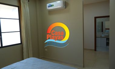 Casa con Piscina de Venta en Playas en Ciudadela Cerrada con Salida Al Mar