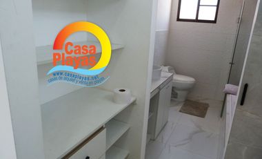 Casa con Piscina de Venta en Playas en Ciudadela Cerrada con Salida Al Mar