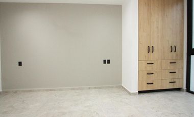 CASA EN VENTA EN PARQUE REAL