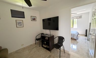 SE ARRIENDA CASA CAMPESTRE BIFAMILIAR SOBRE LA VIA CONDINA.